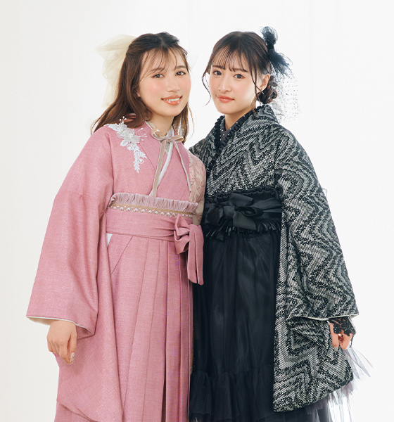 卒業袴は振袖と合わせて華やかに